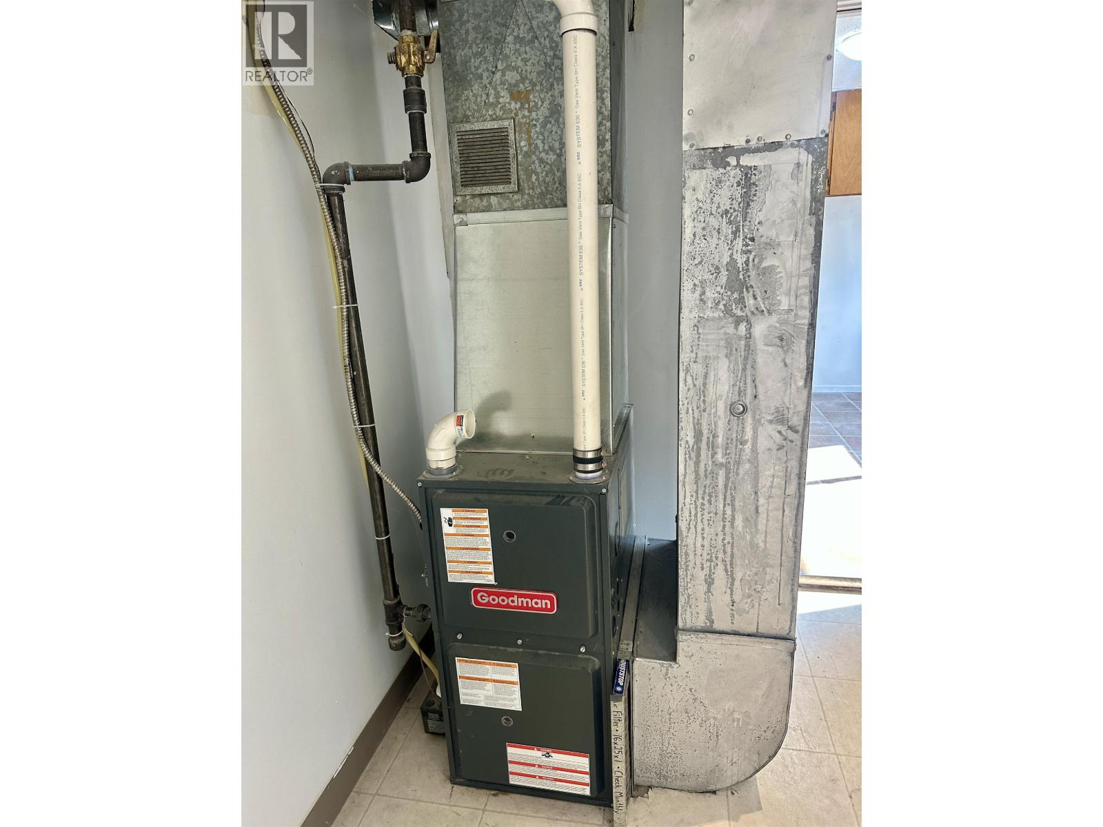 404 Vanderview Drive, Vanderhoof, British Columbia  V0J 3A2 - Photo 34 - R3012230