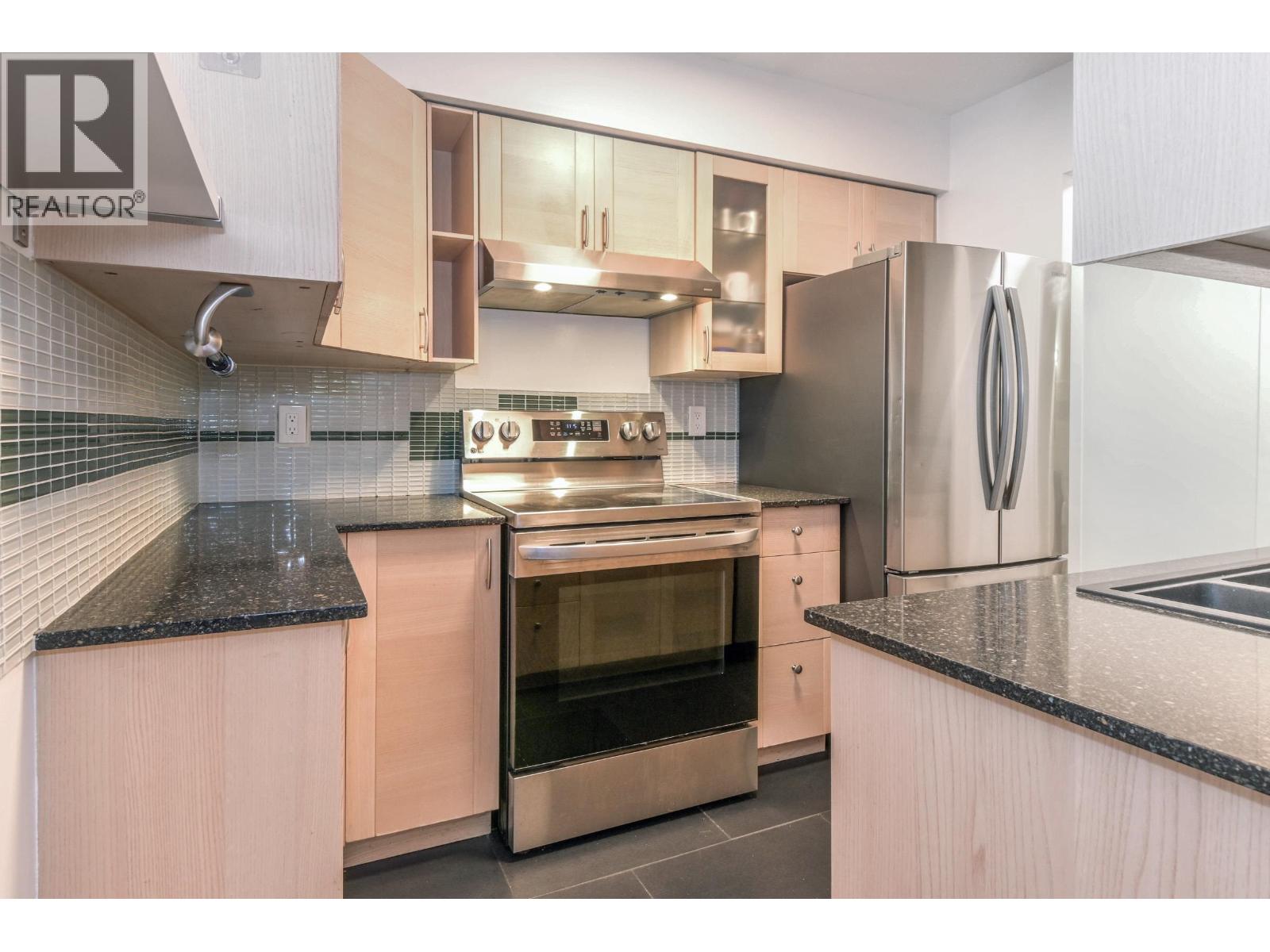 109 708 Eighth Avenue, New Westminster, British Columbia  V3M 2R3 - Photo 10 - R3042220