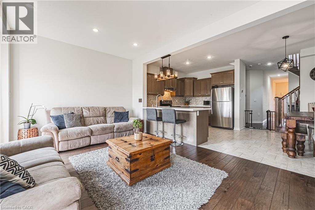 157 Lormont Boulevard, Stoney Creek, Ontario  L8J 0K2 - Photo 5 - 40765954
