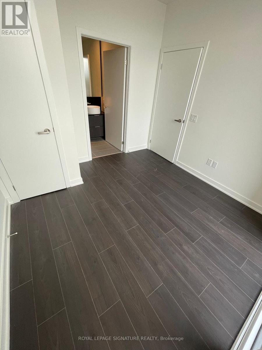 601 - 28 Ann Street, Mississauga, Ontario  L5G 0E1 - Photo 10 - W12379095