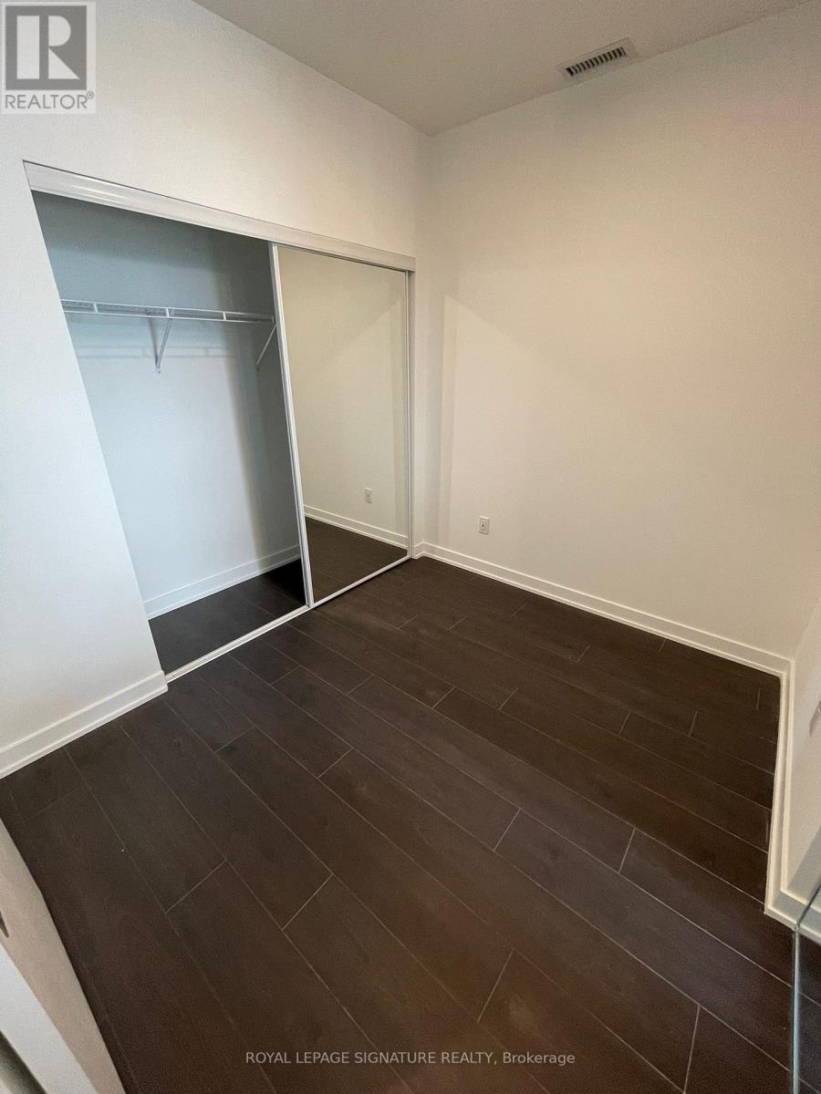 601 - 28 Ann Street, Mississauga, Ontario  L5G 0E1 - Photo 13 - W12379095