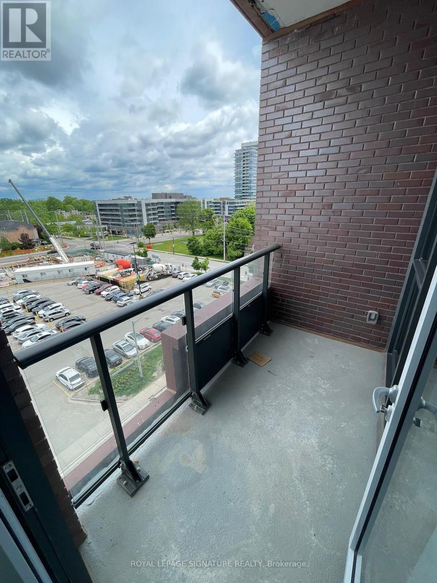 601 - 28 Ann Street, Mississauga, Ontario  L5G 0E1 - Photo 17 - W12379095