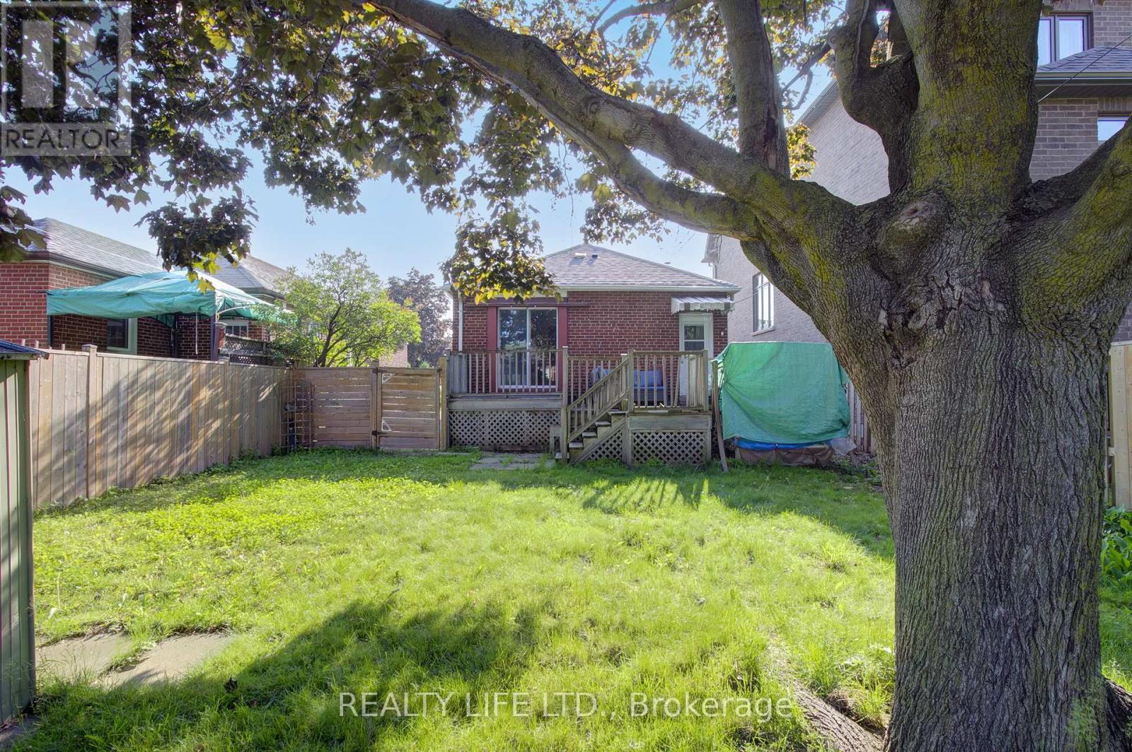 258 Gamma Street, Toronto, Ontario  M8W 4H1 - Photo 36 - W12379112