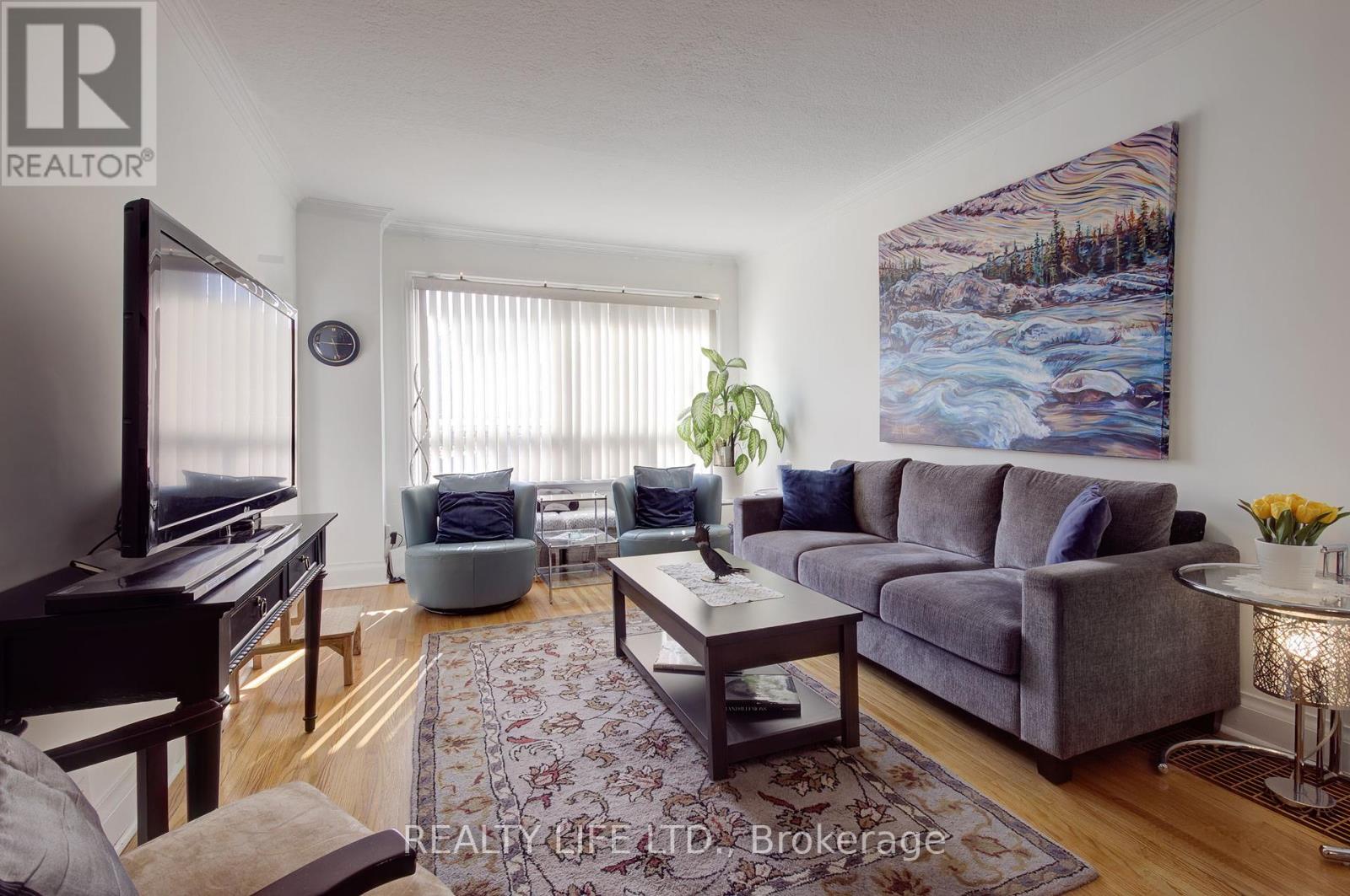 258 Gamma Street, Toronto, Ontario  M8W 4H1 - Photo 7 - W12379112