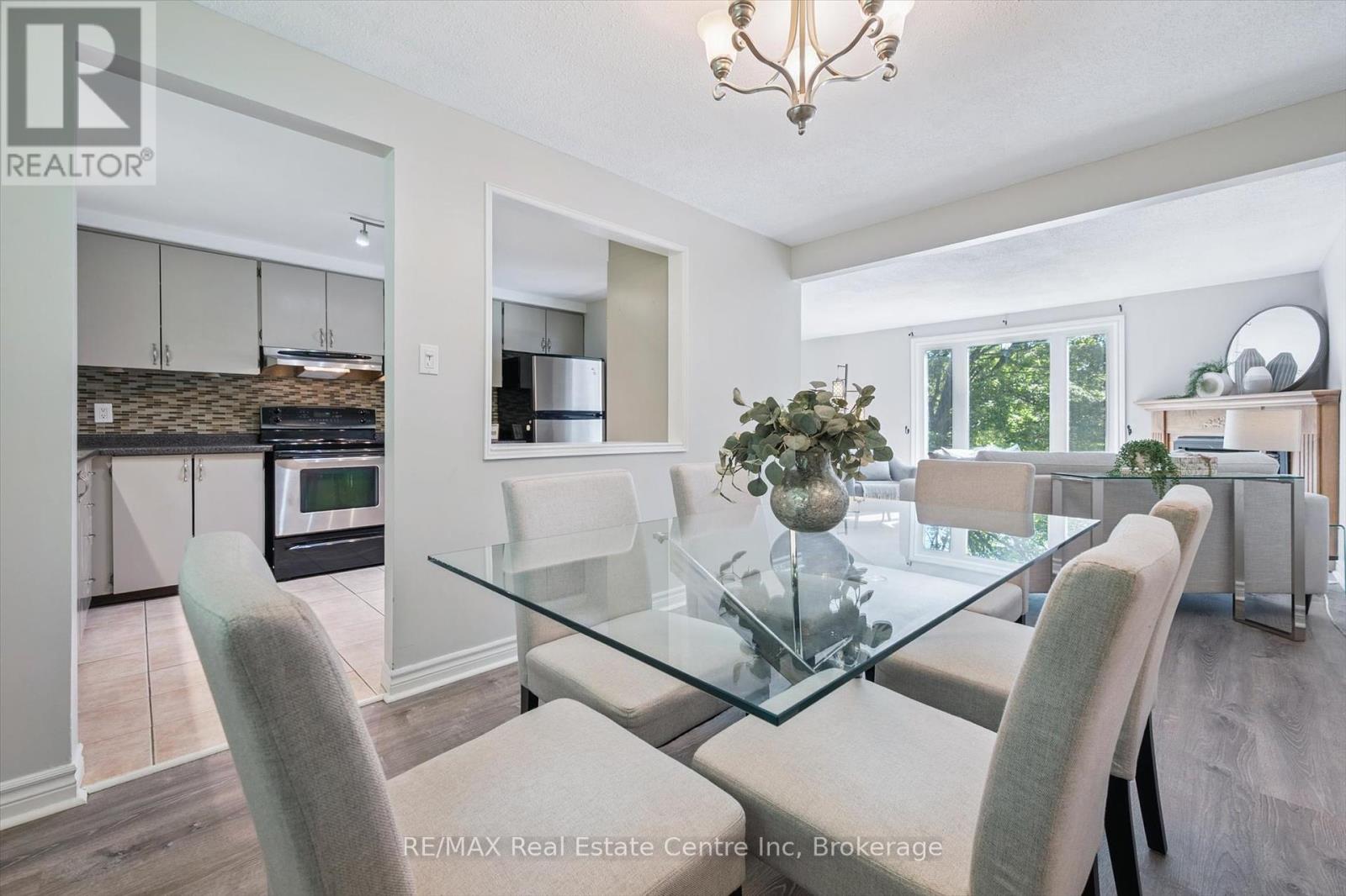 59 Steffler Drive, Guelph, Ontario N1G 3L5 - Photo 11 - X12379136