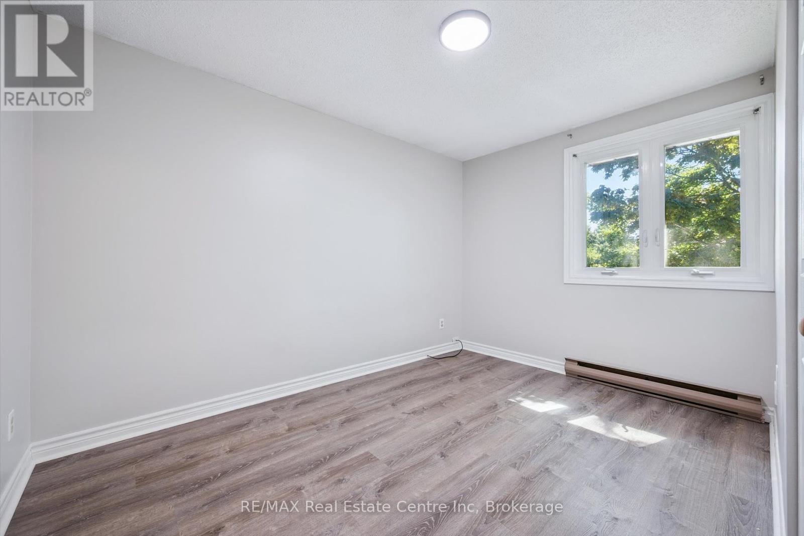 59 Steffler Drive, Guelph, Ontario N1G 3L5 - Photo 20 - X12379136