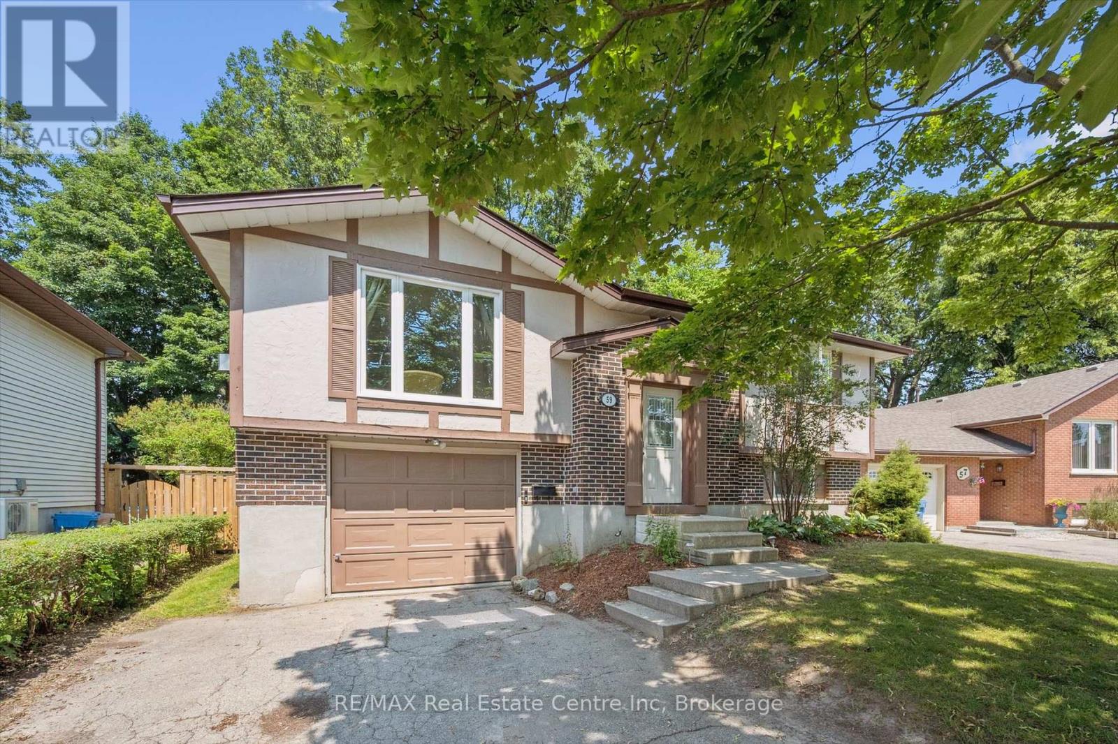 59 Steffler Drive, Guelph, Ontario N1G 3L5 - Photo 3 - X12379136