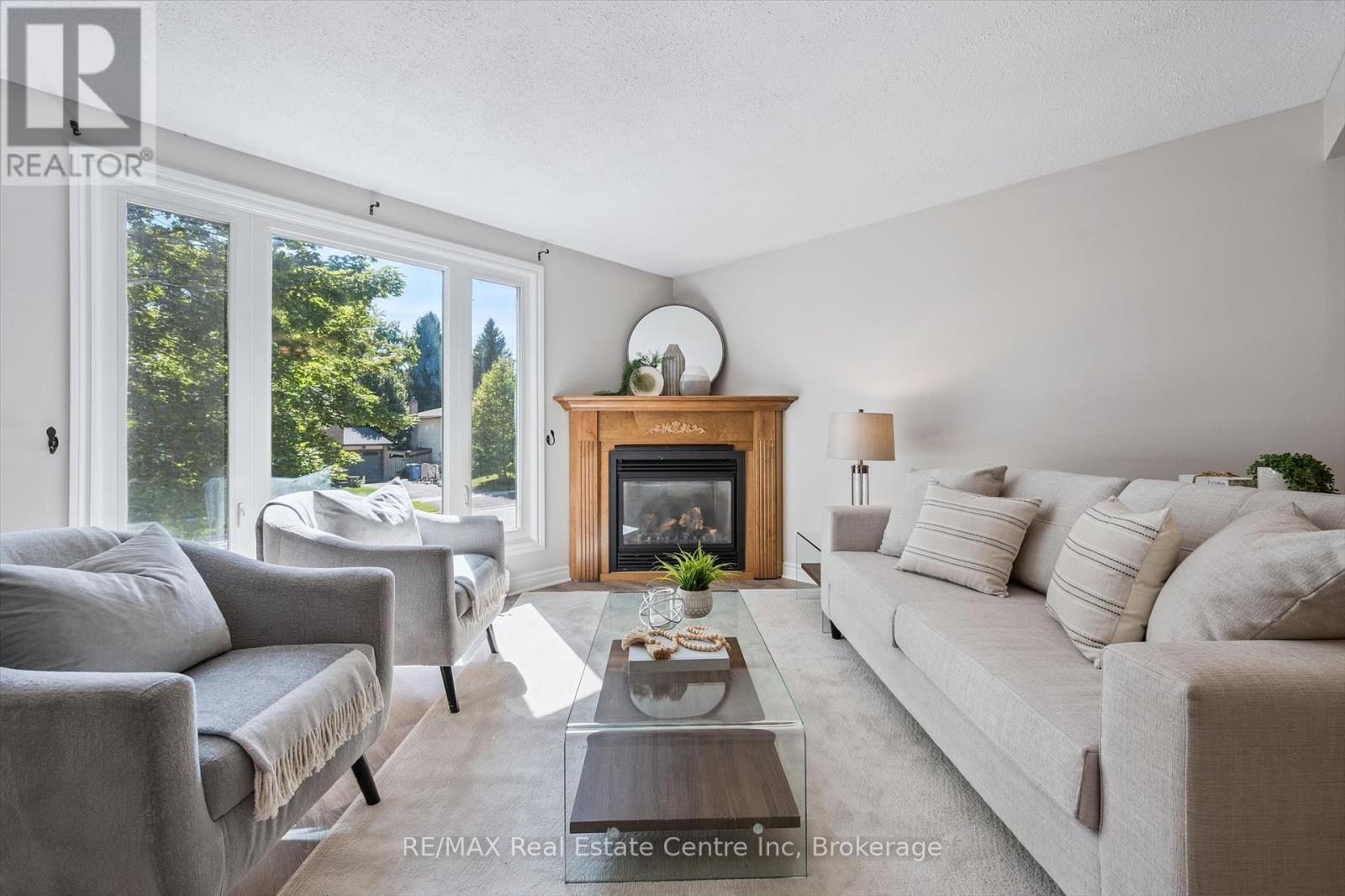 59 Steffler Drive, Guelph, Ontario N1G 3L5 - Photo 6 - X12379136