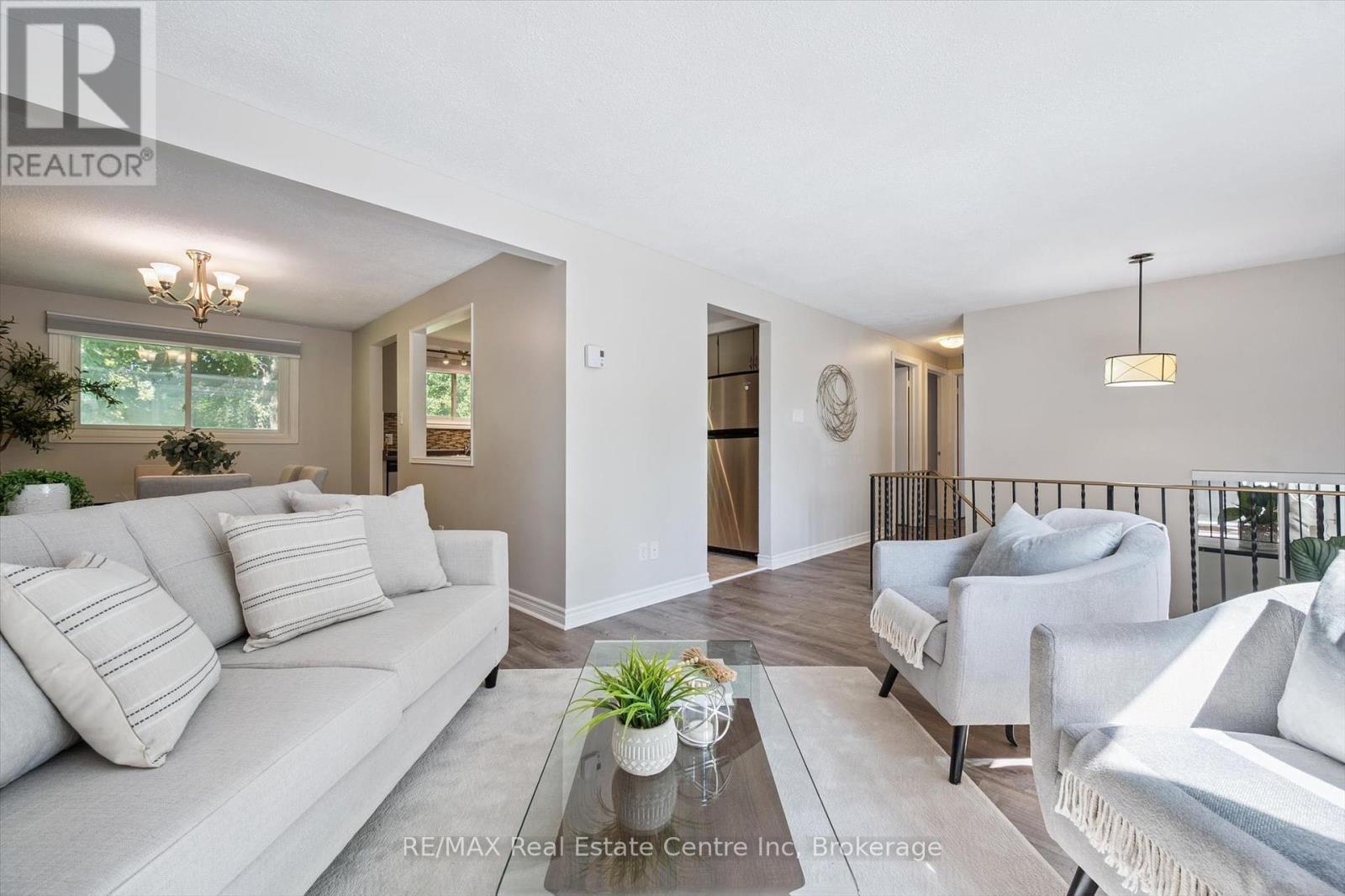 59 Steffler Drive, Guelph, Ontario N1G 3L5 - Photo 9 - X12379136