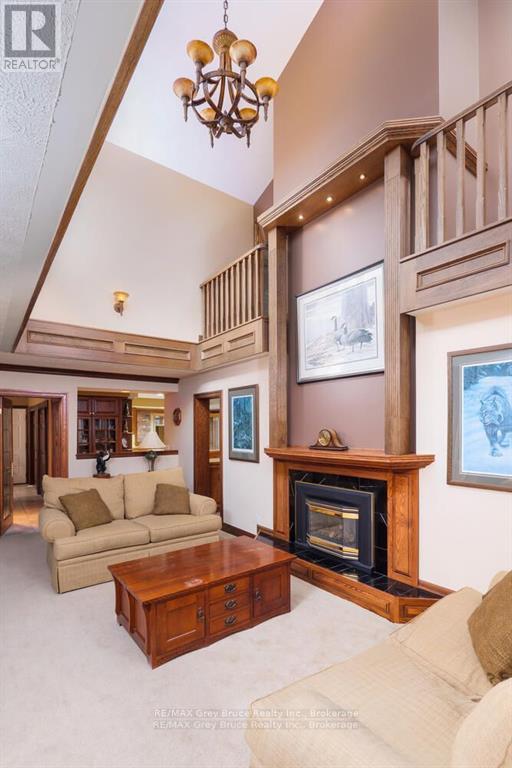 525 4th Avenue W, Owen Sound, Ontario  N4K 4V3 - Photo 10 - X12379156