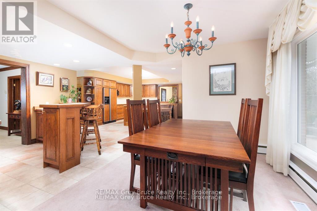 525 4th Avenue W, Owen Sound, Ontario  N4K 4V3 - Photo 18 - X12379156