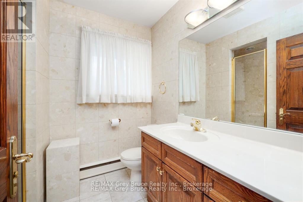 525 4th Avenue W, Owen Sound, Ontario  N4K 4V3 - Photo 23 - X12379156