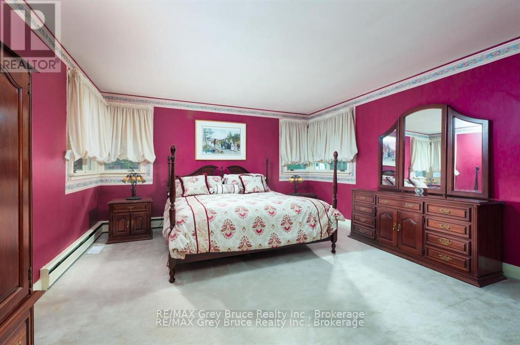 525 4th Avenue W, Owen Sound, Ontario  N4K 4V3 - Photo 25 - X12379156