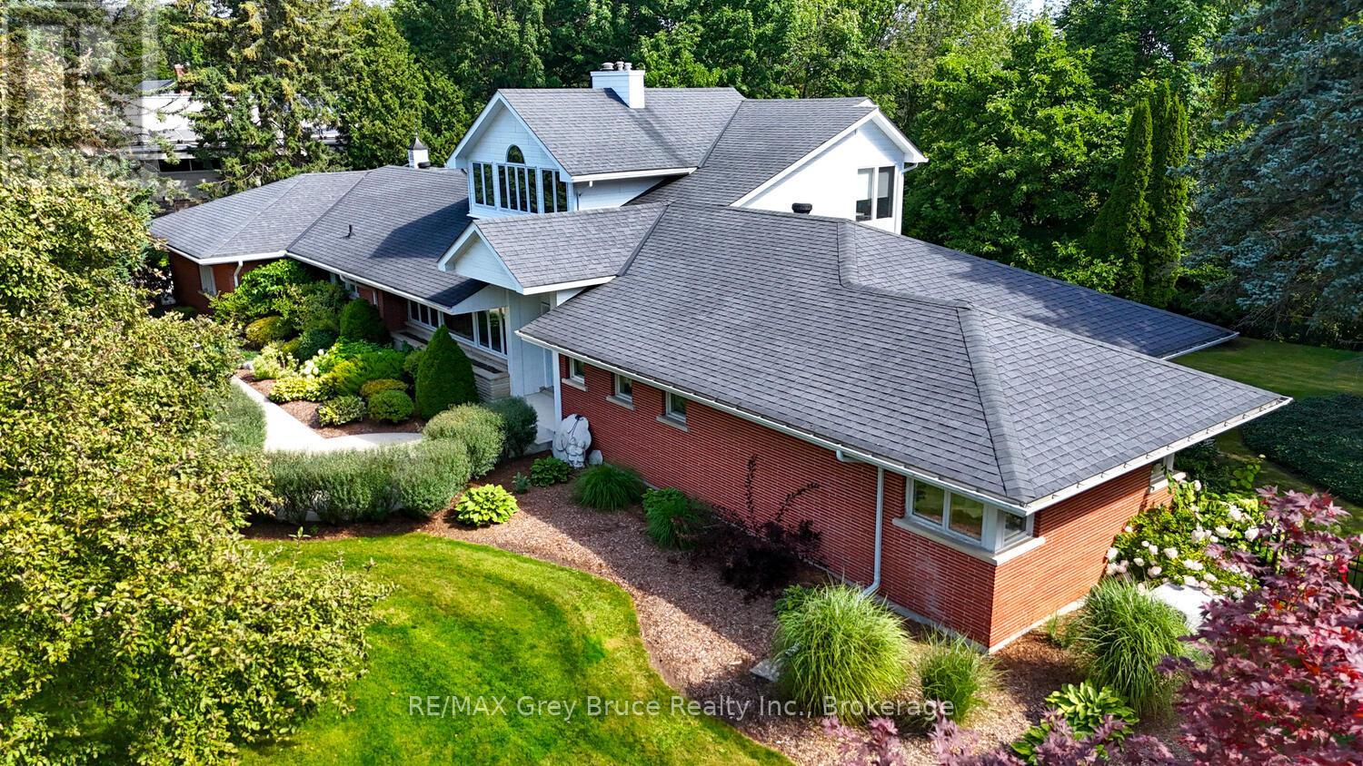 525 4th Avenue W, Owen Sound, Ontario  N4K 4V3 - Photo 44 - X12379156