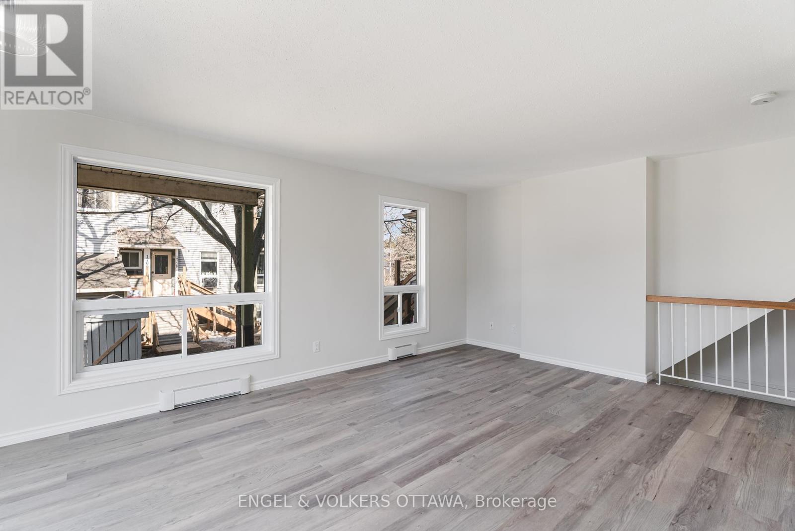 1504 Tanguay Court, Ottawa, Ontario  K2L 3X8 - Photo 6 - X12379159