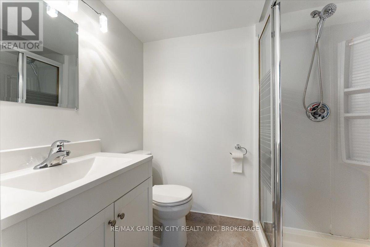 68 Barrington Drive, Welland, Ontario  L3C 5Z9 - Photo 23 - X12379152