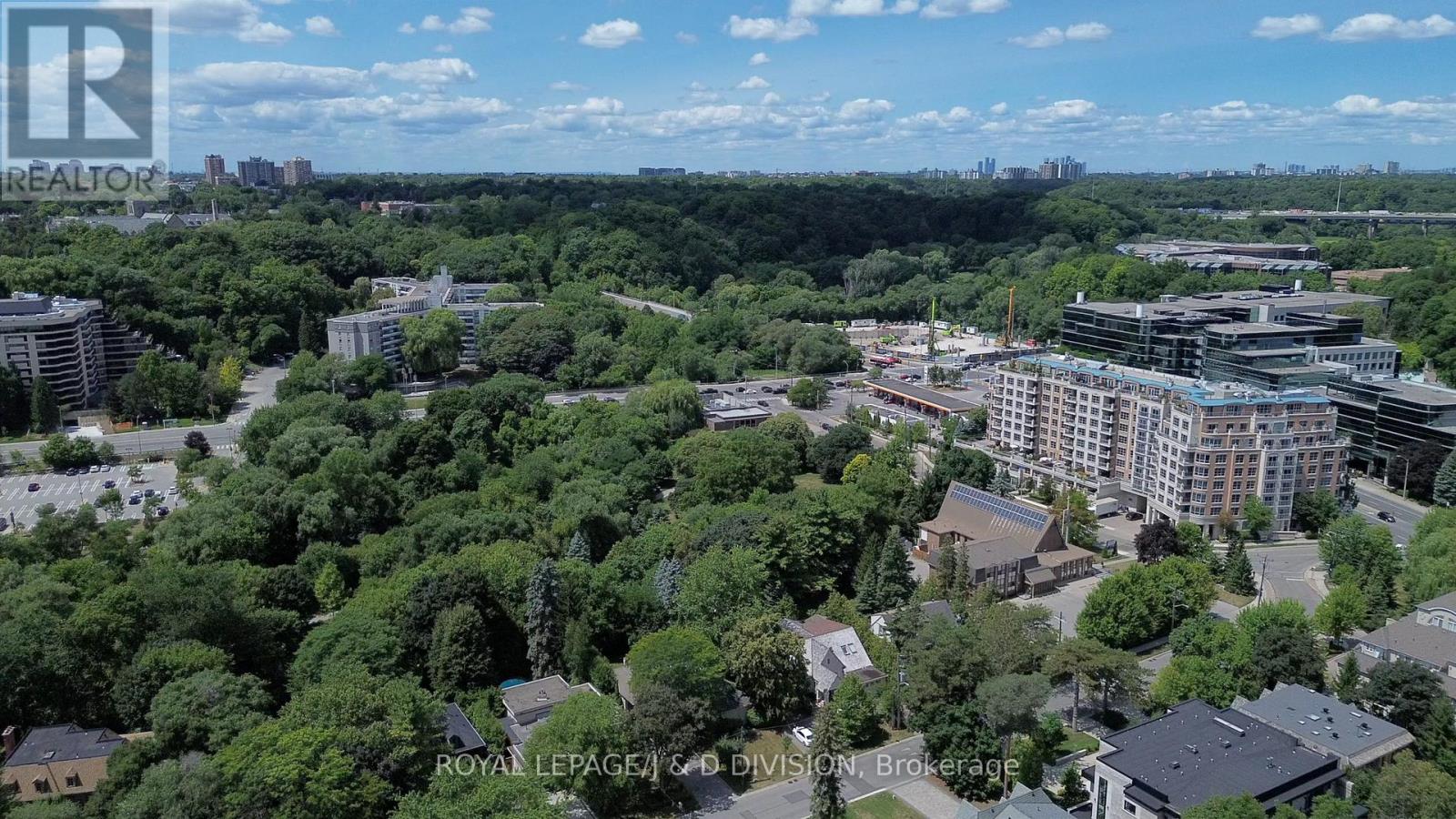 10 Campbell Crescent, Toronto, Ontario  M2P 1P2 - Photo 22 - C12379145