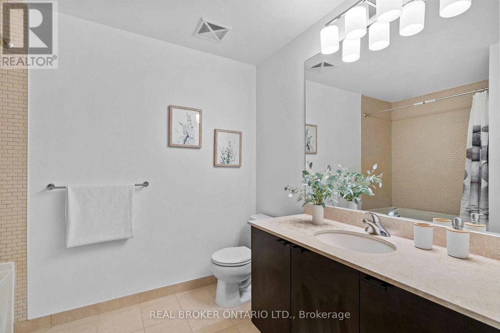 109 - 35 Hayden Street, Toronto, Ontario  M4Y 3C3 - Photo 22 - C12379186