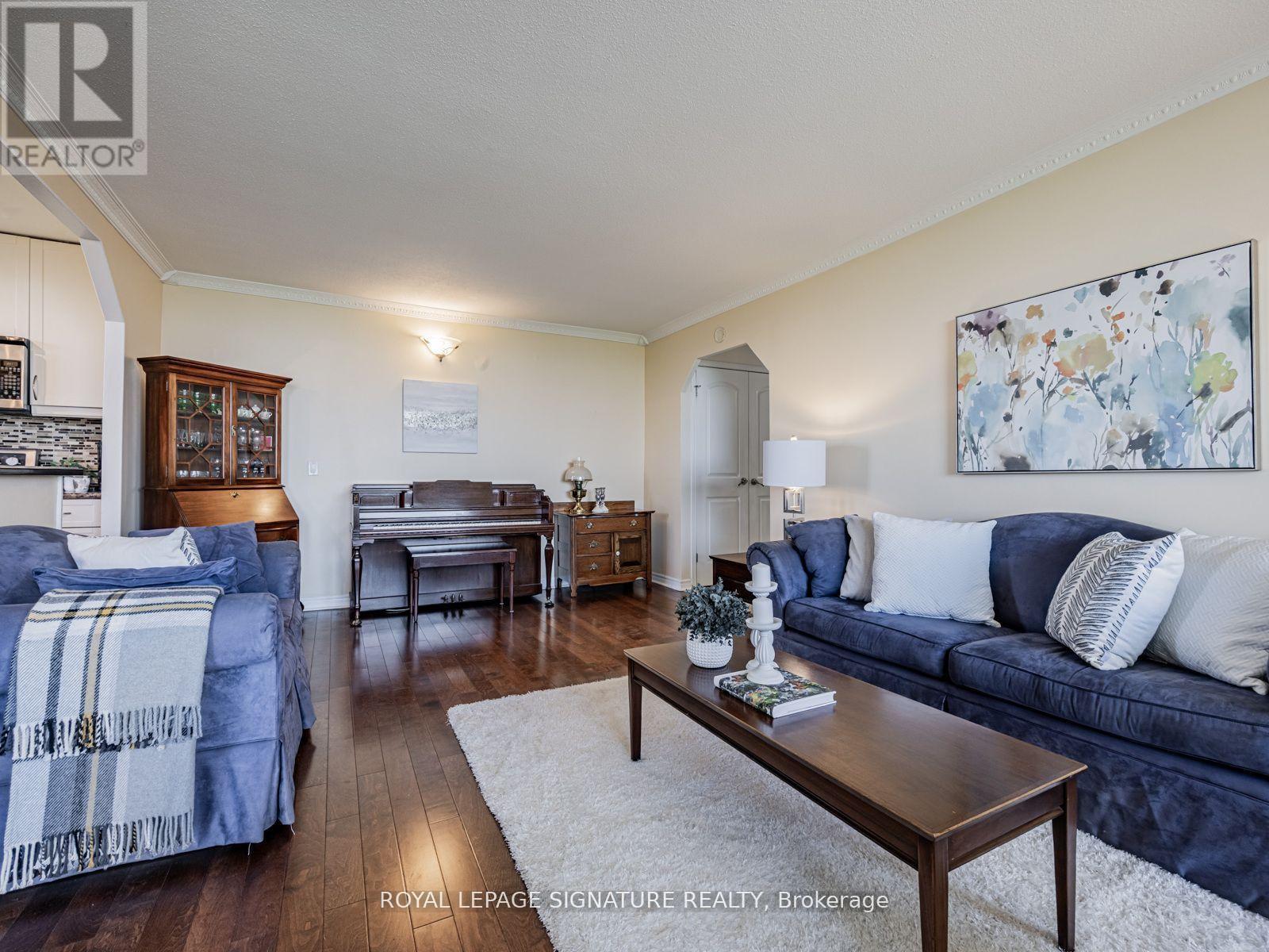 1914 - 60 Pavane Linkway, Toronto, Ontario  M3C 2Y6 - Photo 10 - C12379167