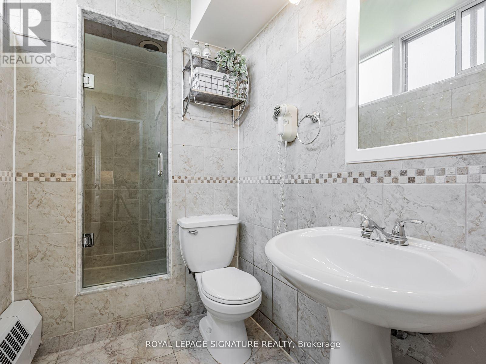 1914 - 60 Pavane Linkway, Toronto, Ontario  M3C 2Y6 - Photo 27 - C12379167