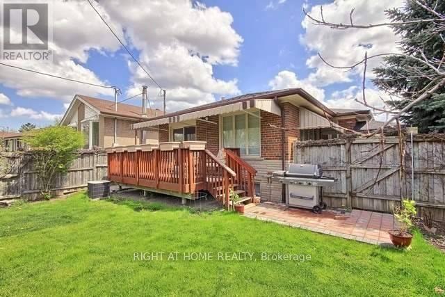 Main - 35 Hathway Drive, Toronto, Ontario  M1P 4L6 - Photo 7 - E12379173