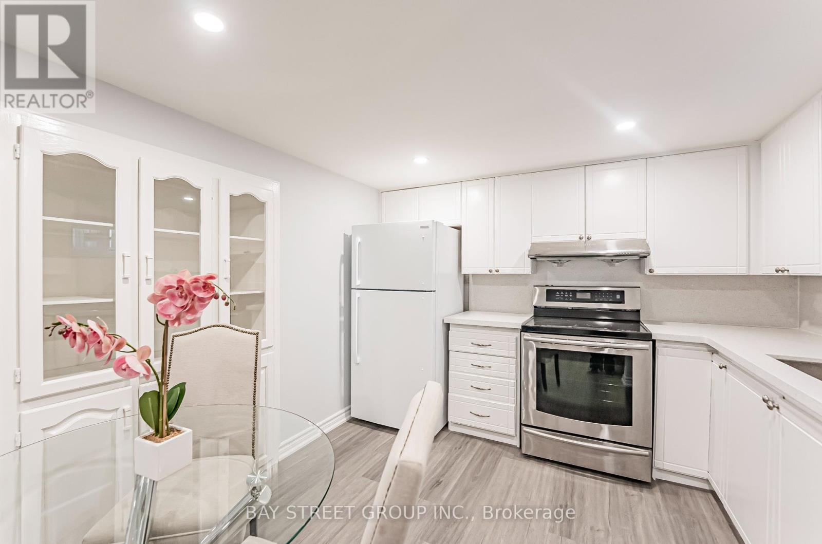 51 Rockport Crescent, Richmond Hill (Crosby), Ontario  L4C 2L7 - Photo 23 - N12379181
