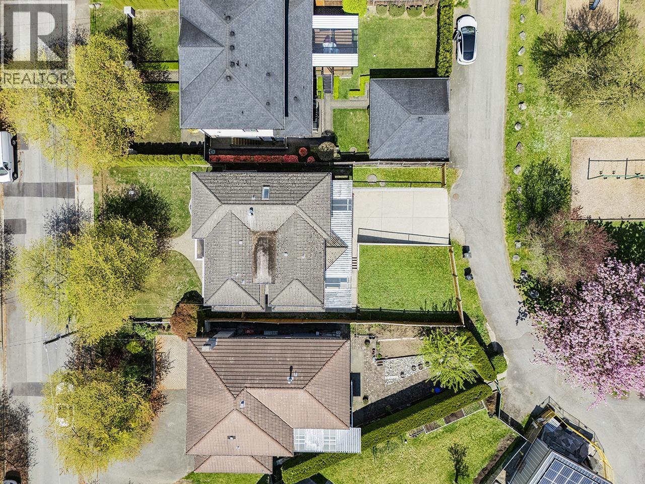 7362 Waverley Avenue, Burnaby, British Columbia  V5J 4A6 - Photo 27 - R3043341