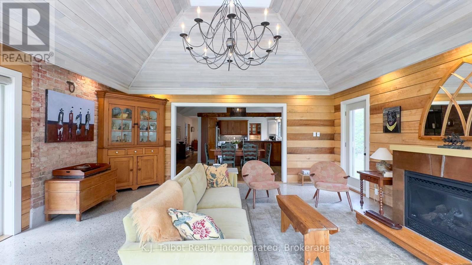 14 & 16 Chiniquy Street E, Bluewater, Ontario  N0M 1G0 - Photo 22 - X12108160