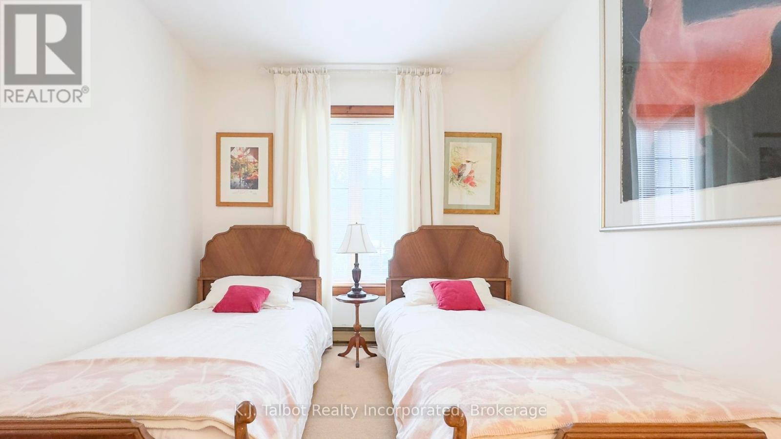 14 & 16 Chiniquy Street E, Bluewater, Ontario  N0M 1G0 - Photo 42 - X12108160