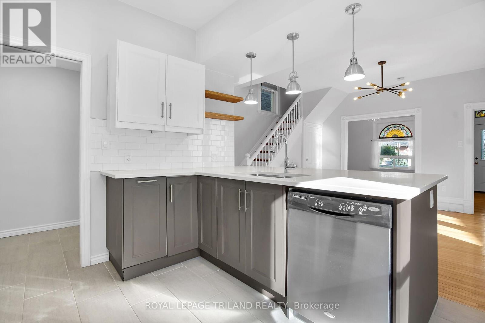 879 Trafalgar Street, London East, Ontario  N5Z 1E9 - Photo 14 - X12379141