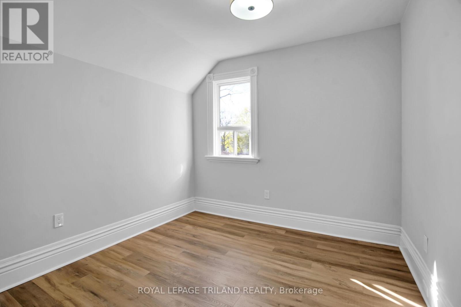 879 Trafalgar Street, London East, Ontario  N5Z 1E9 - Photo 24 - X12379141