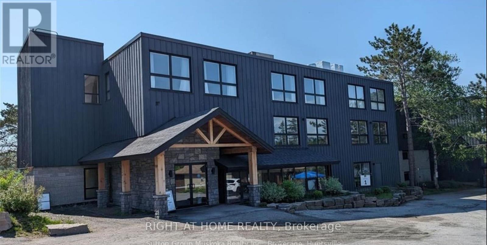210 - 1235 Deerhurst Drive, Huntsville (Chaffey), Ontario  P1H 2E8 - Photo 7 - X12379187