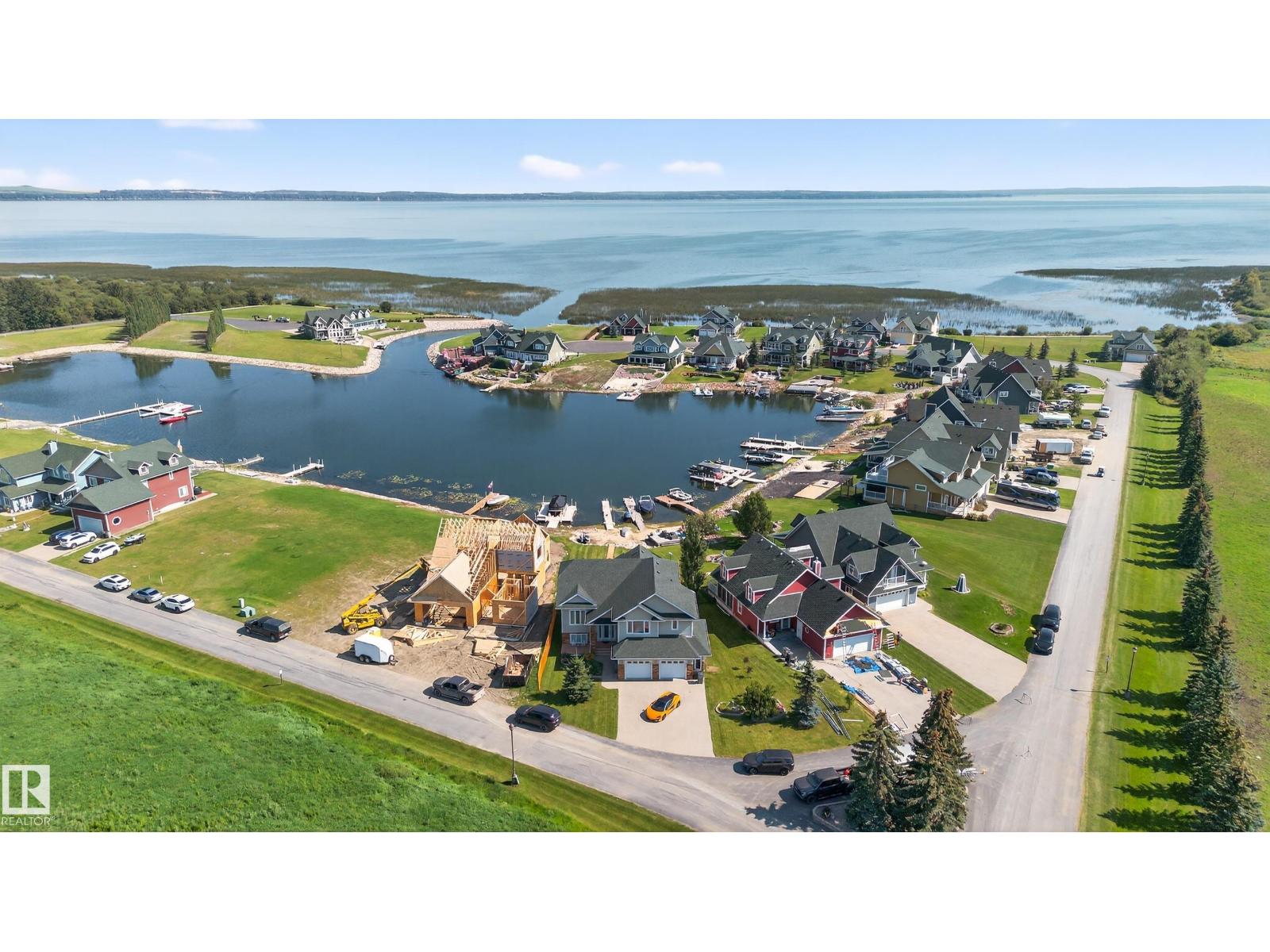 32 Sunset HB, Rural Wetaskiwin County, Alberta