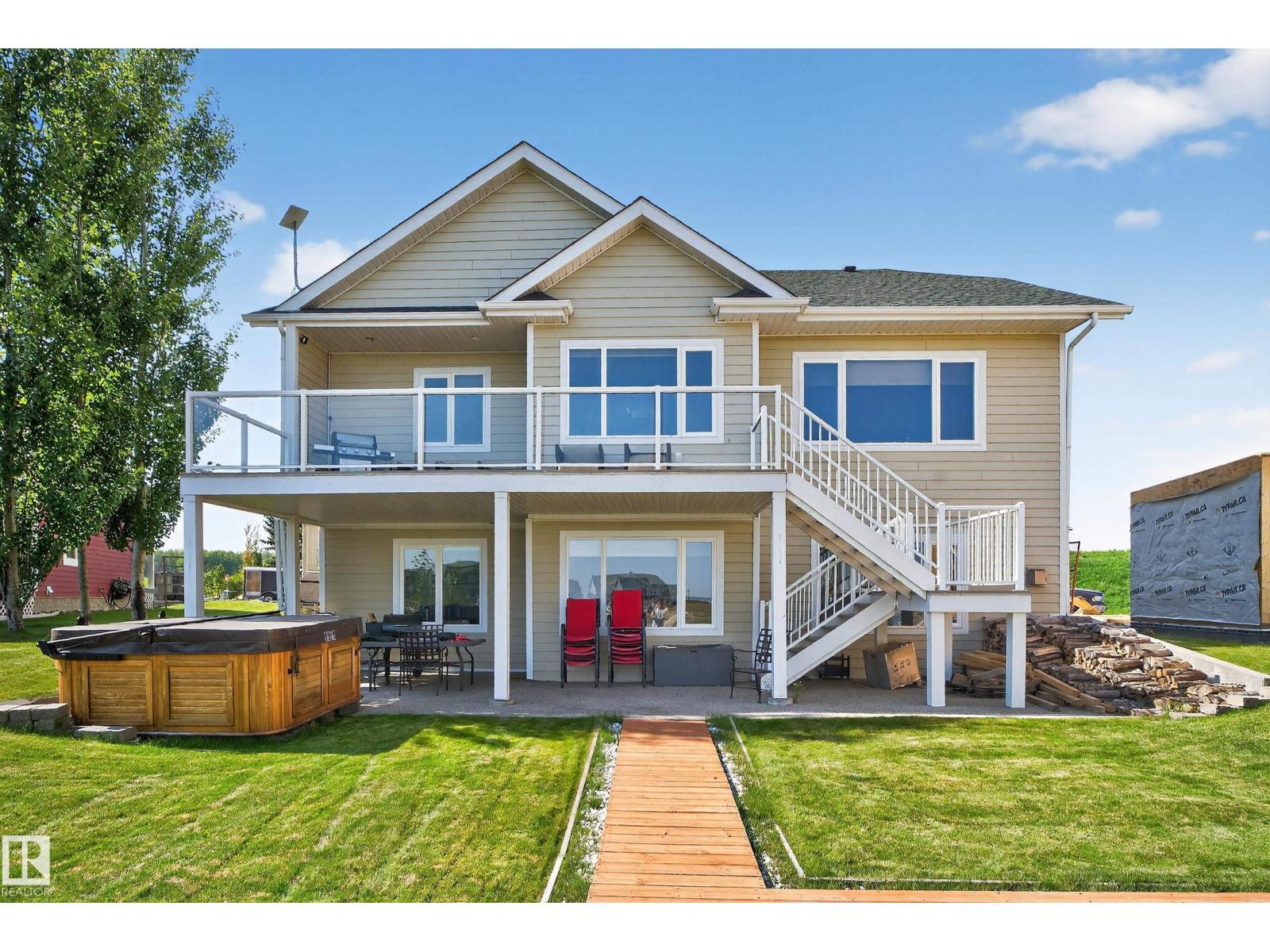 32 Sunset Hb, Rural Wetaskiwin County, Alberta  T0C 2V0 - Photo 3 - E4455907