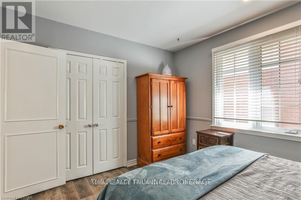 72 Toulon Crescent, London East, Ontario  N5V 1J5 - Photo 14 - X12379220
