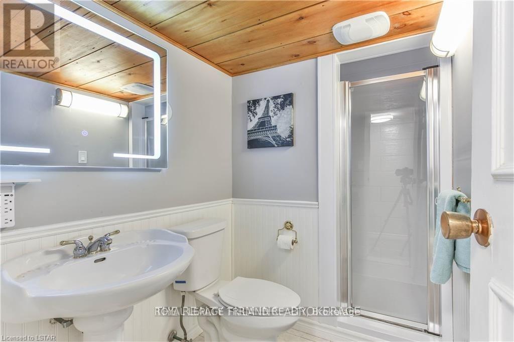 72 Toulon Crescent, London East, Ontario  N5V 1J5 - Photo 22 - X12379220