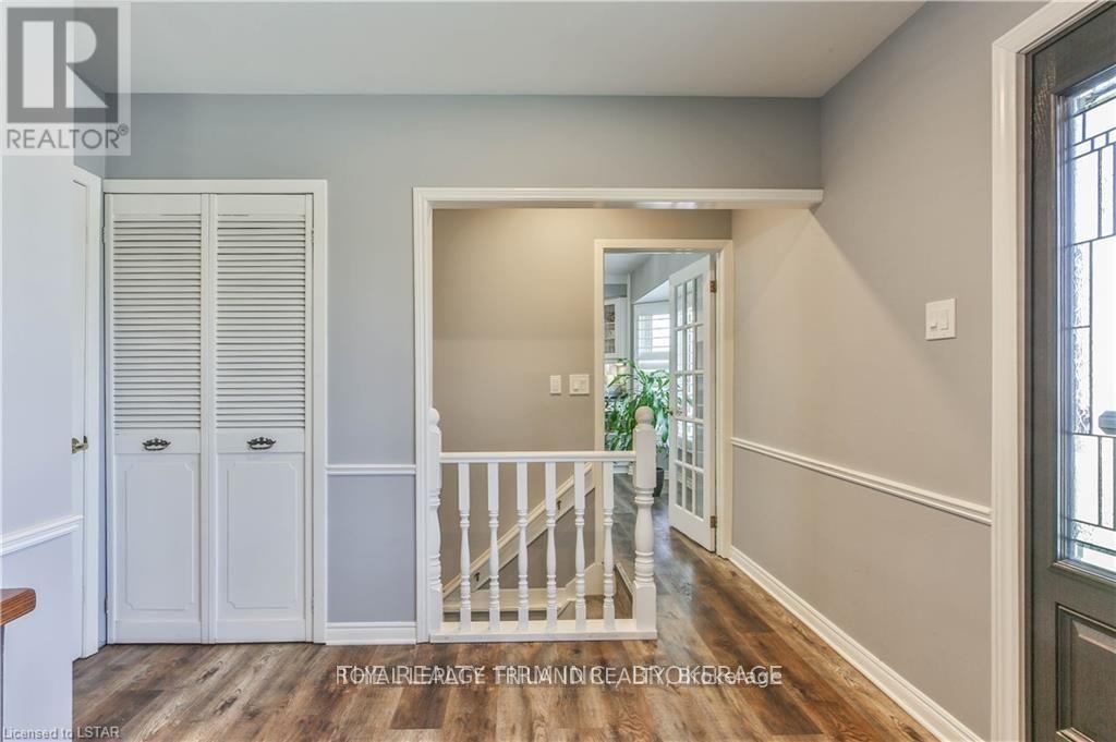 72 Toulon Crescent, London East, Ontario  N5V 1J5 - Photo 3 - X12379220