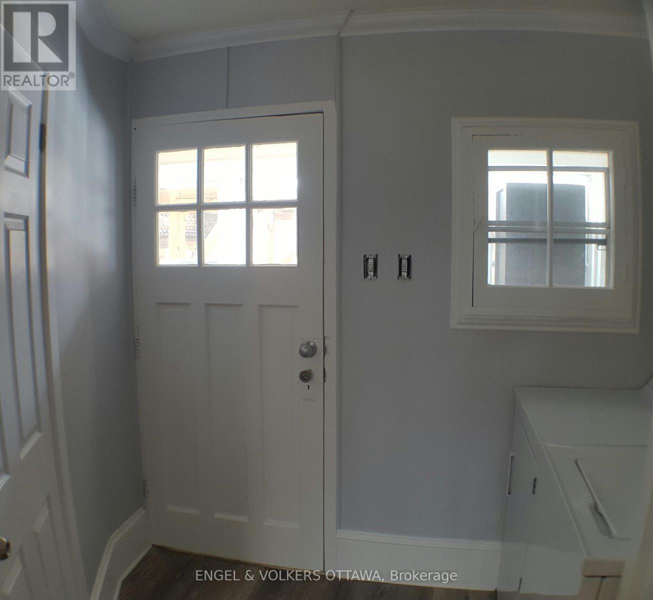 989 Bakervale Drive, Ottawa, Ontario  K1Z 6N7 - Photo 19 - X12379215