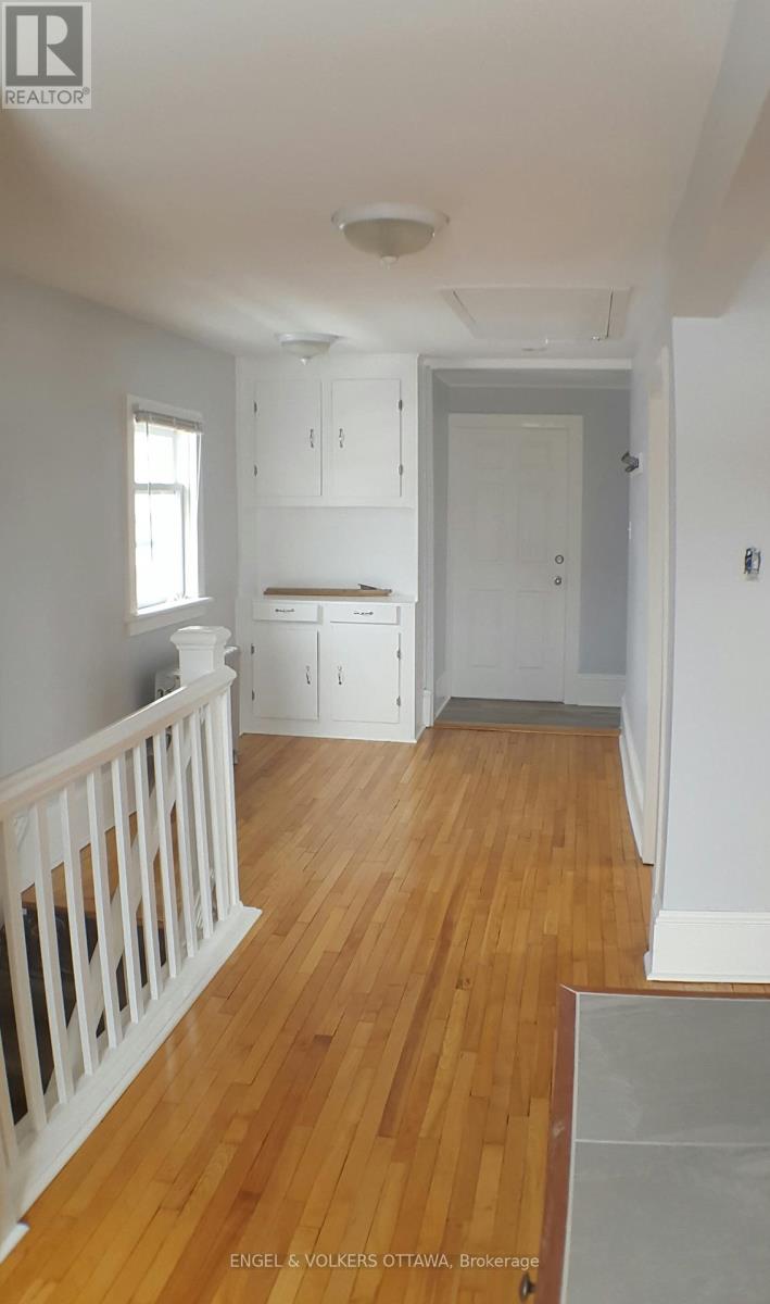 989 Bakervale Drive, Ottawa, Ontario  K1Z 6N7 - Photo 23 - X12379215