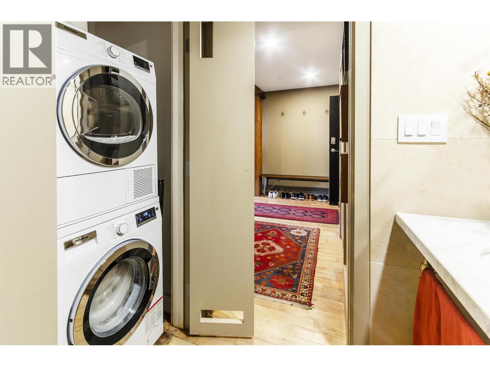 302 528 Beatty Street, Vancouver, British Columbia  V6B 2L3 - Photo 13 - R3043393