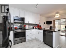 8 22308 124 AVENUE, Maple Ridge, British Columbia