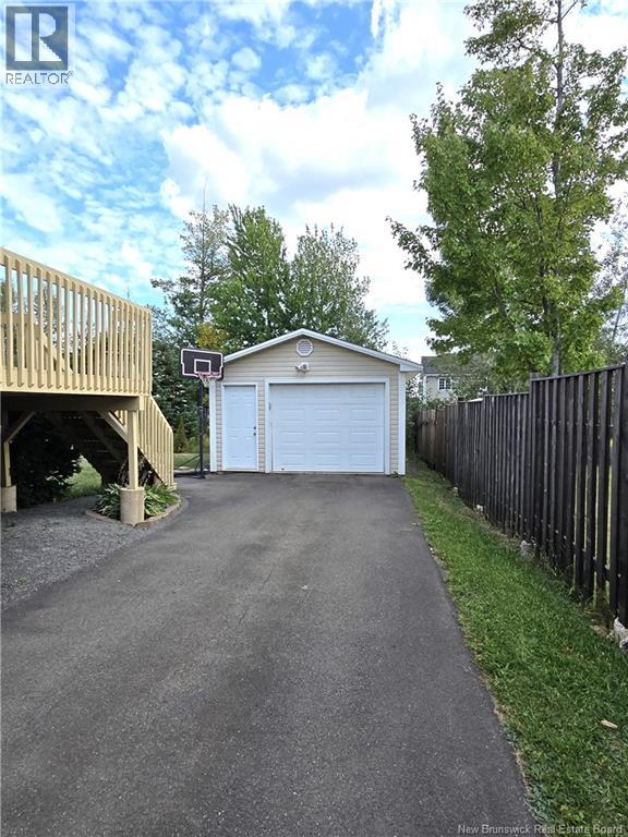 473 Evergreen Drive, Moncton, New Brunswick  E1G 0L1 - Photo 2 - NB123770