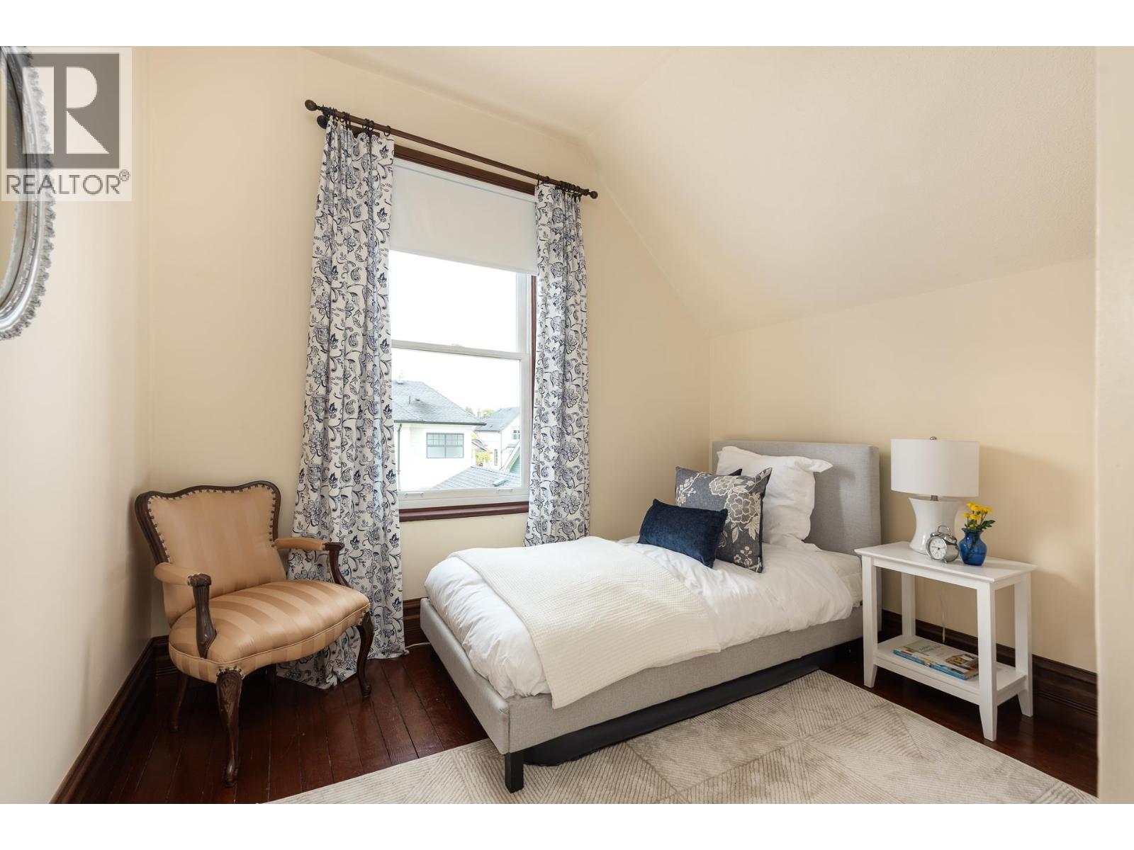 335 Fourth Street, New Westminster, British Columbia  V3L 2V3 - Photo 18 - R3043375