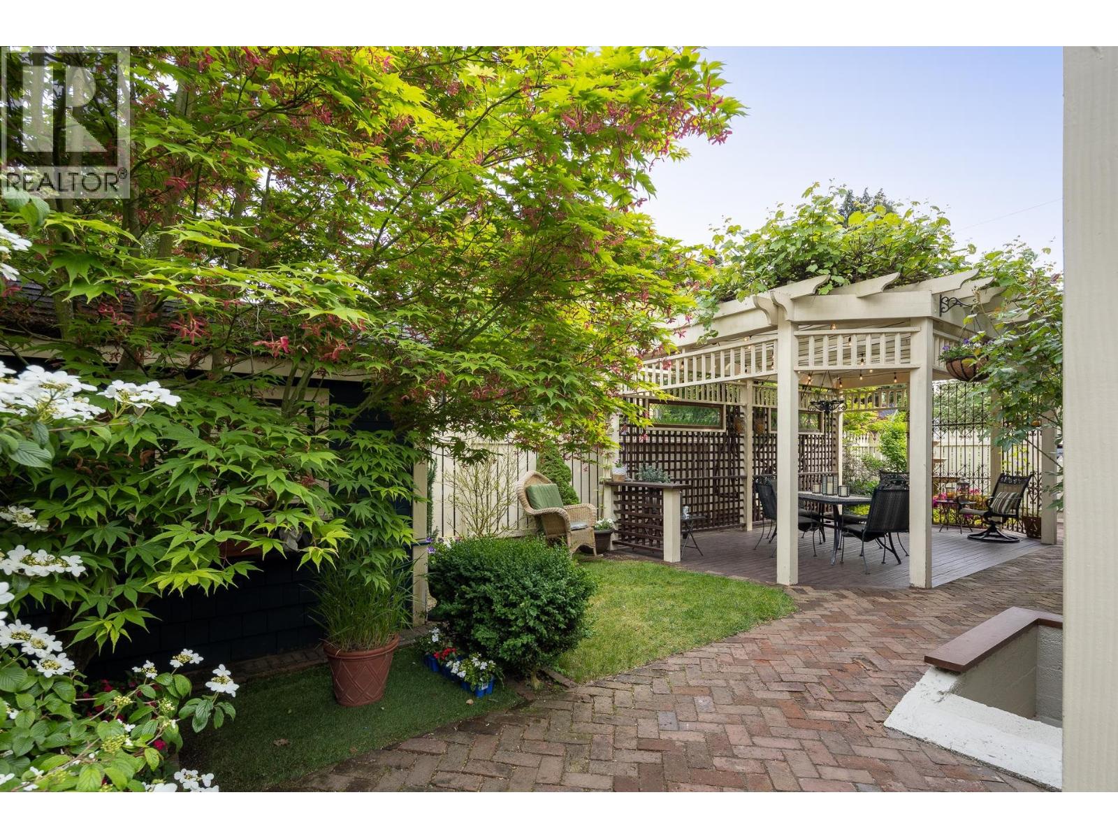 335 Fourth Street, New Westminster, British Columbia  V3L 2V3 - Photo 30 - R3043375