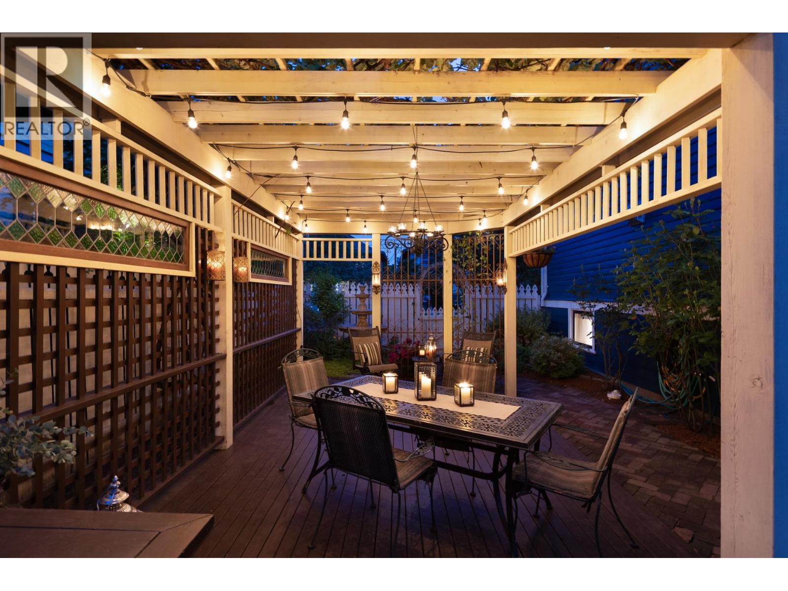 335 Fourth Street, New Westminster, British Columbia  V3L 2V3 - Photo 35 - R3043375