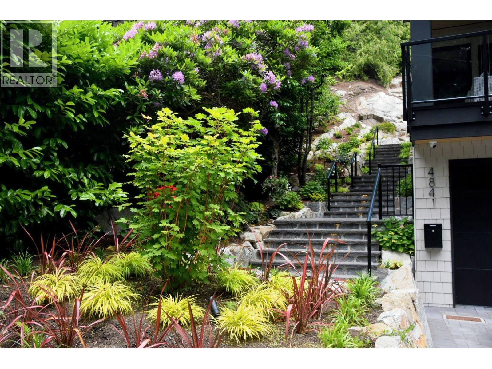 4841 The Dale, West Vancouver, British Columbia  V7W 1K2 - Photo 35 - R3043411