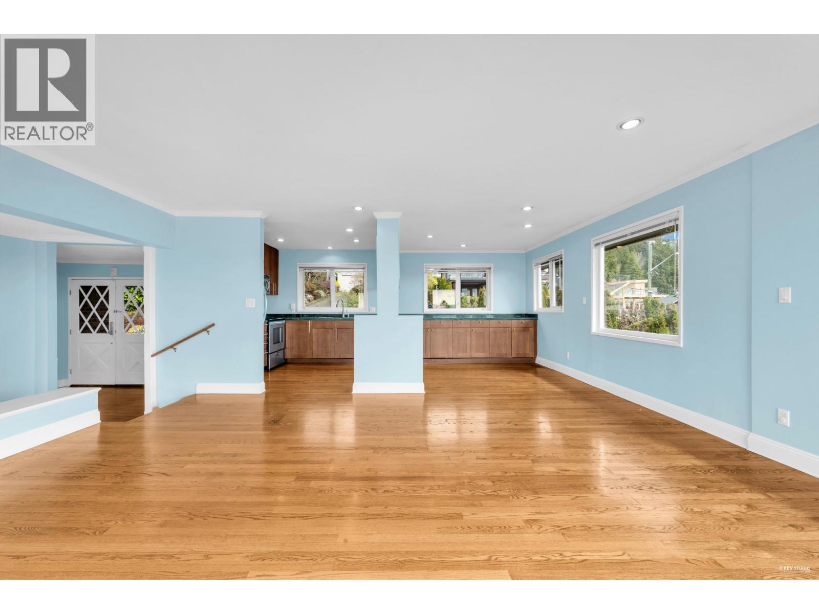 2558 Mathers Avenue, West Vancouver, British Columbia  V7V 2J1 - Photo 14 - R3043419