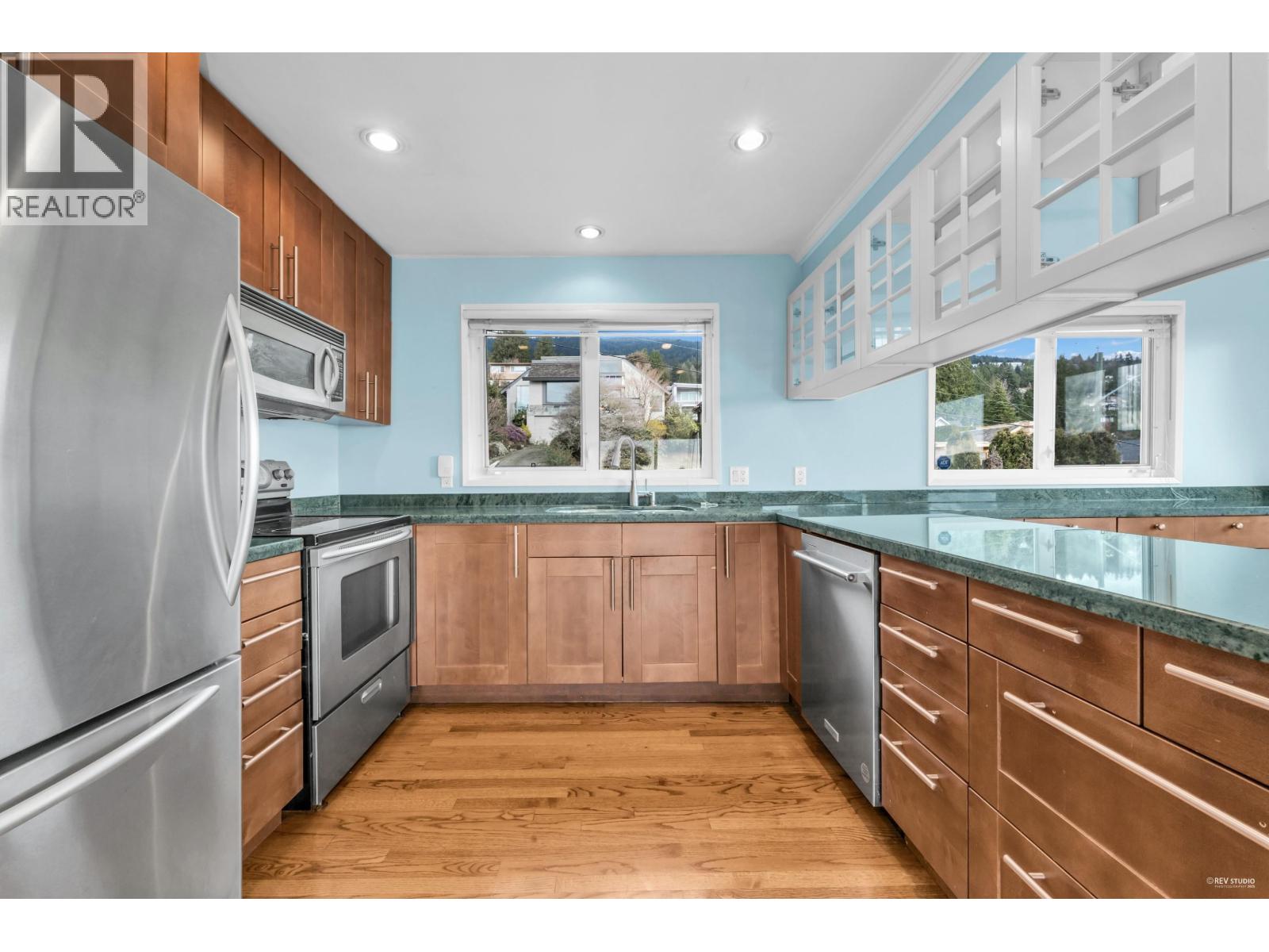 2558 Mathers Avenue, West Vancouver, British Columbia  V7V 2J1 - Photo 16 - R3043419