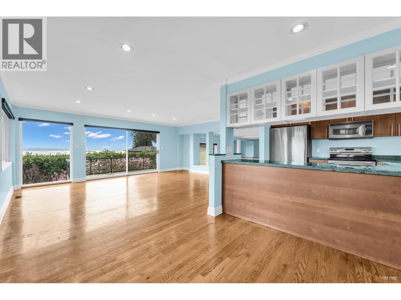 2558 Mathers Avenue, West Vancouver, British Columbia  V7V 2J1 - Photo 21 - R3043419