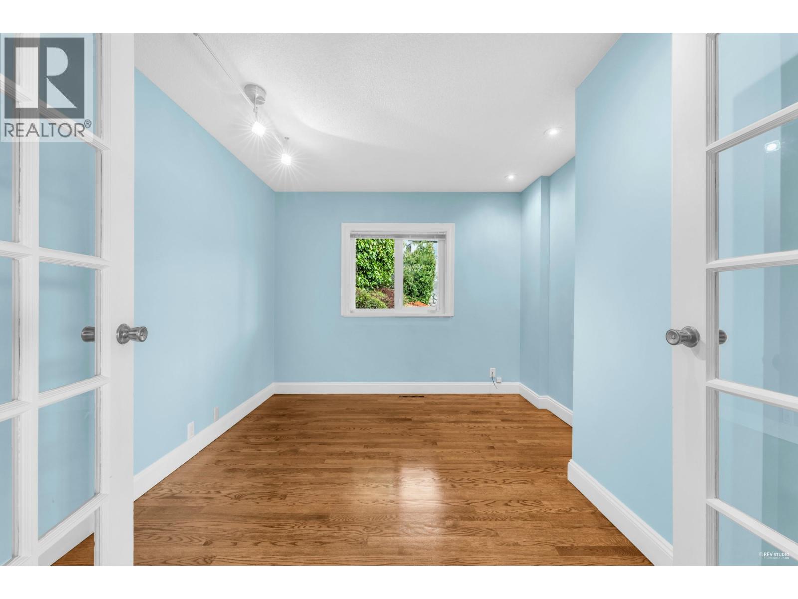 2558 Mathers Avenue, West Vancouver, British Columbia  V7V 2J1 - Photo 25 - R3043419